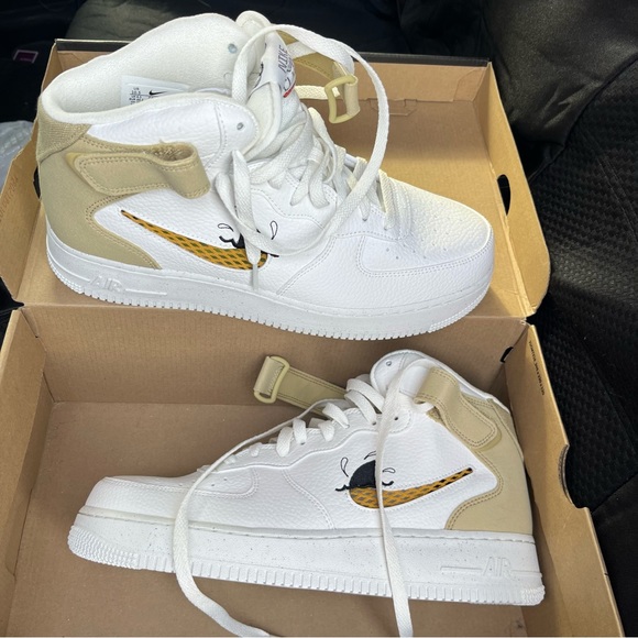 Nike Air Force 1 Mid '07 LV8 Next Nature Sun Club -White Shark's Fin' DM0119-100 - Picture 2 of 11